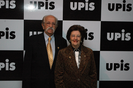 Foto: DSC_5215.jpg
Criada em : 20/09/2025 15:42:42
Peso : 70379 bytes
Dimens&atilde;o : 450 X 298 pixel
Cores : 
Foto = 21